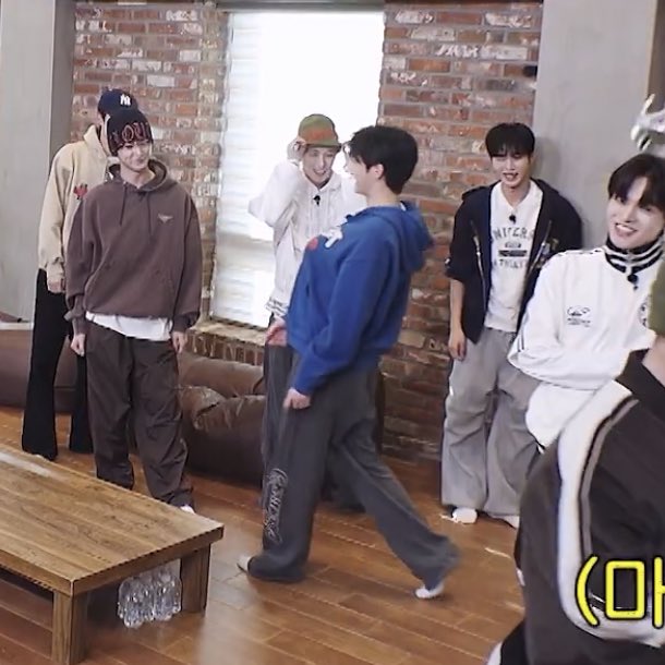 _swhyn58's tweet image. ?