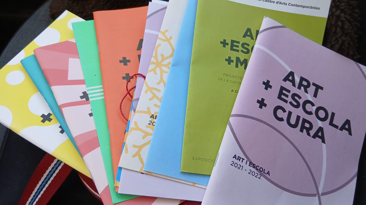 EscolesAC's tweet image. 🎉 Avui hem estat a Vic reunides per preparar el 10è aniversari d&apos;Art+Escola del projecte a #Granollers i el 15è aniversari a @acvic!  Quin espai més bonic! 😍