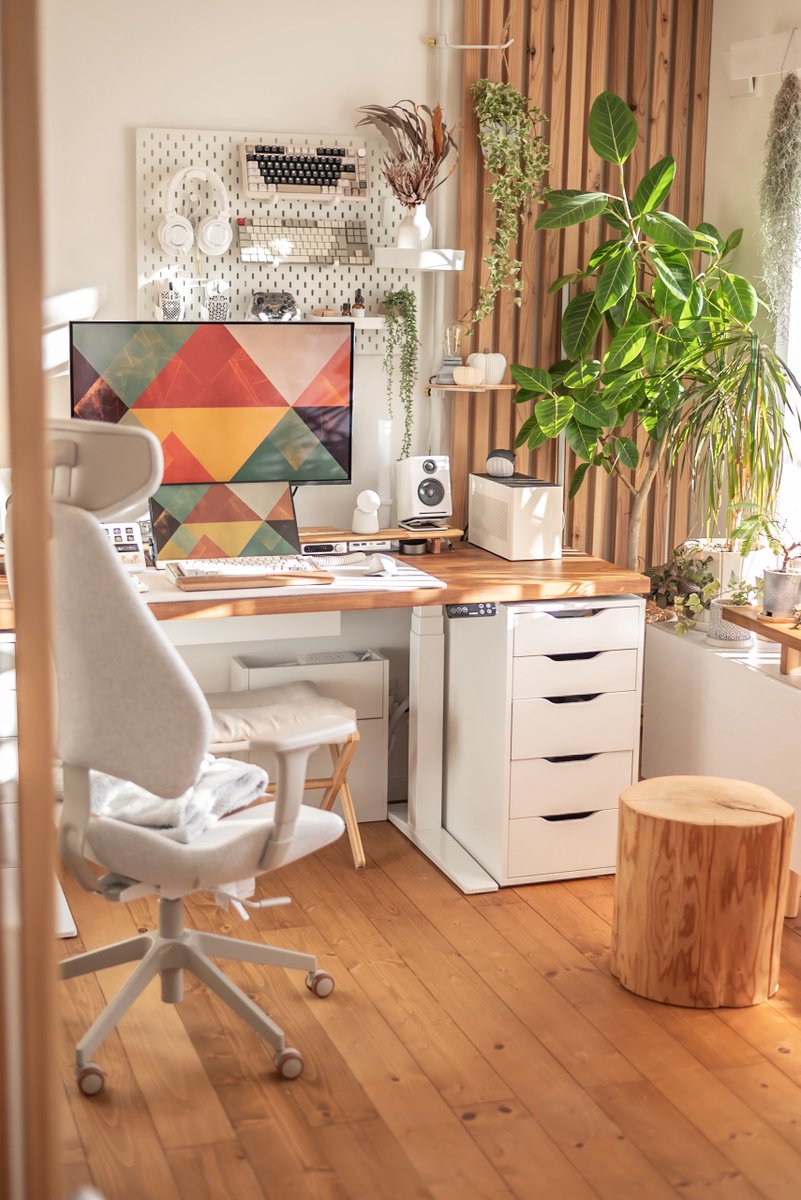 naoyu_301's tweet image. #わたしのパワースポット はもちろんデスク！