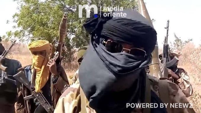 IsraelVive1948's tweet photo. Te pido un favor ? A vos que estuviste pidiendo favores dos años , podes no dejar de hablar de Nigeria ?

El modelo de ataque y secuestro del 7/10 ya es exportado por yihadistas islamicos, en Nigeria esta noche atacaron a la escuela cristiana Saint Mary s School y secuestraron un número aún no definidos de estudiantes y profesiones 
Mismo terrorismo distintas víctimas , esto es lo que el mundo nos pedía , que nos secuestren y nos callemos la boca , lamento comunicarles que eso no pasará nunca más , asúmanlo de una buena vez