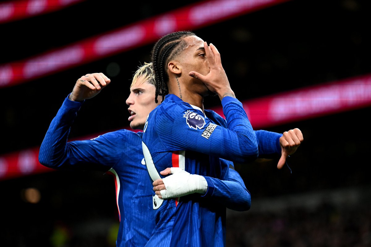 WhoScored's tweet image. 📈 Most chances created from open play in the Premier League this season: 

◉ 99 - Liverpool
◉ 95 - Chelsea 
◉ 94 - Manchester United 
◉ 87 - Newcastle 
◉ 86 - Manchester City