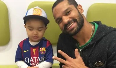 Krishna_kumar_h's tweet image. Shikhar Dhawan holds his child in his heart letting that love become his greatest source of courage and peace