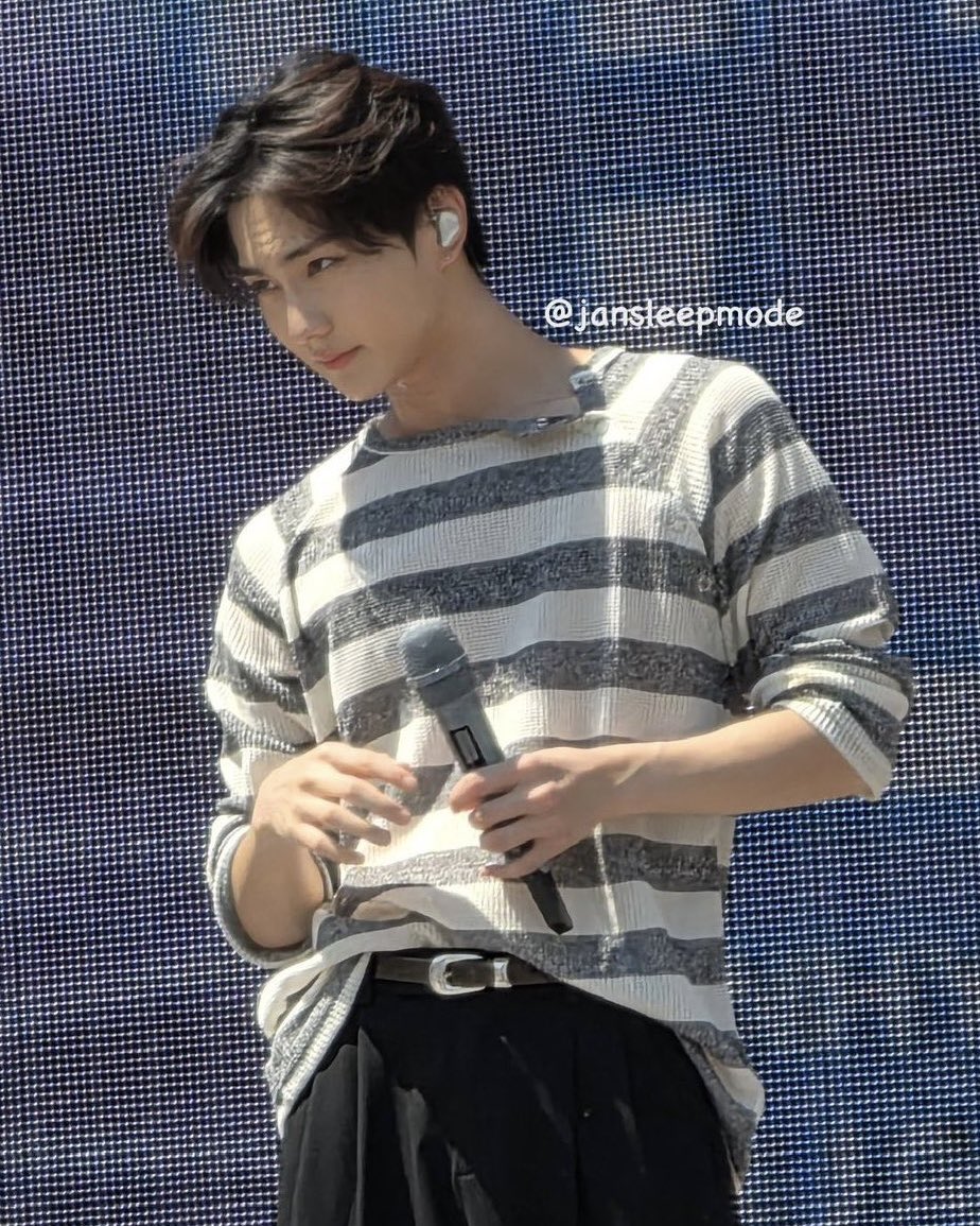 we need a stronger term than face economy for him