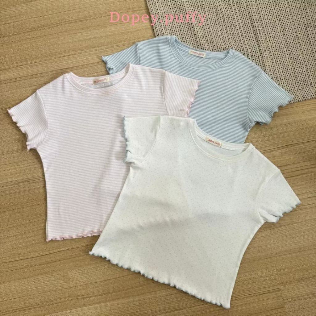 ชอบกดเสื้อ baby tee กางเกงใส่เล่นของร้าน Dopey.puffy น่ารักแถมราคาดีมากกก 🫶🏻
ผ้าดี ซักแล้วไม่หดไม่ยืด 💗
เสื้อ Baby tee 99 บาท
กางเกงราคา 100-200