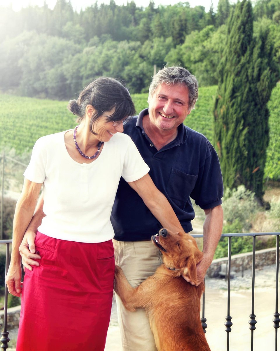 MauroBertolli's tweet photo. I premiati al Mercato dei Vini dei Vignaioli Indipendenti 2025-FIVI
Allo scrittore Enrico Brizzi va il Premio Vignaiolo come noi 2025, mentre Paolo De Marchi si aggiudica il Premio Leonildo Pieropan 2025
I 2 articoli ai link:
https://t.co/wbEAU8SHKB
https://t.co/M2lJ5MbloW
#FIVI https://t.co/TfVq7UO7DX