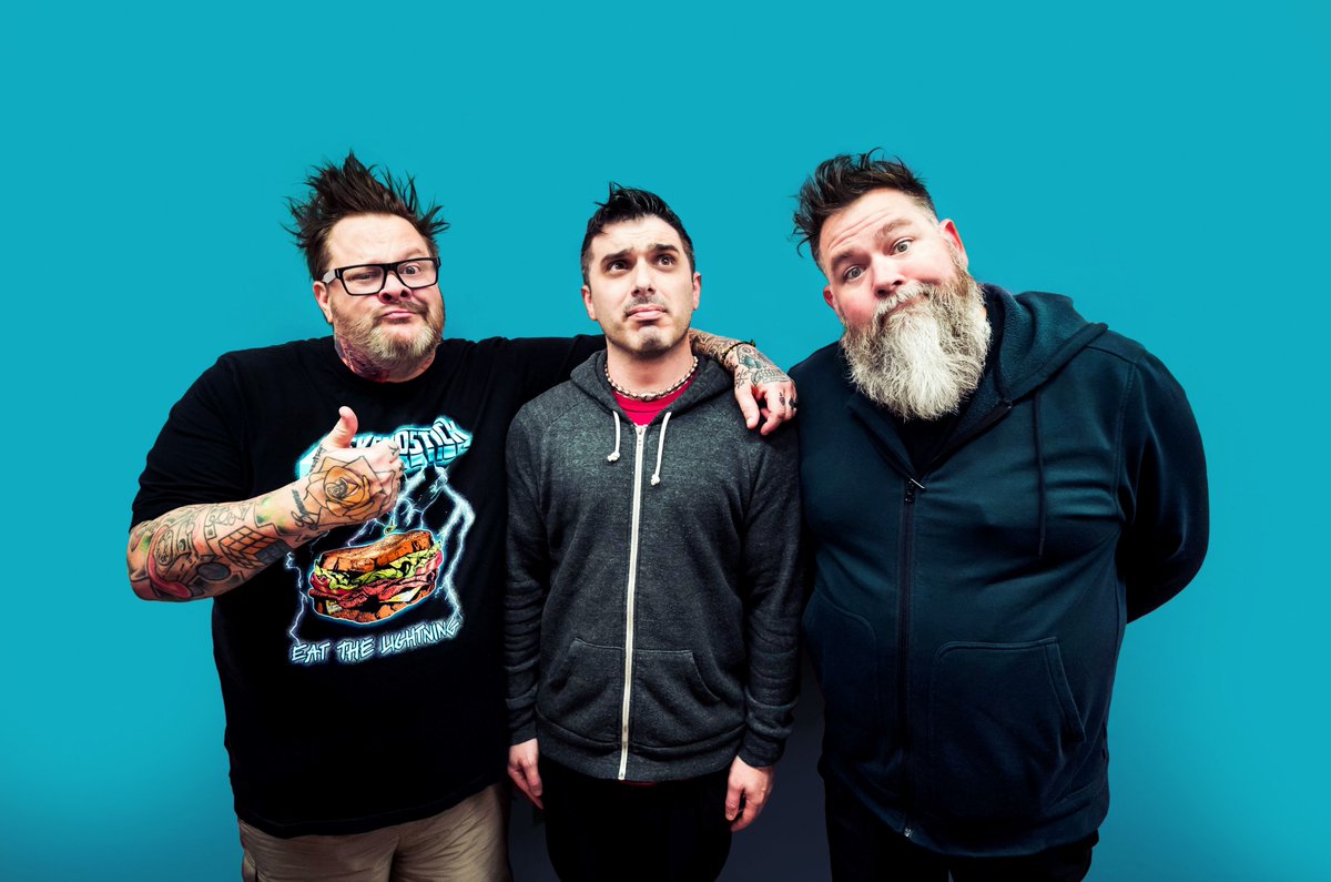 northyorksc's tweet image. Texas pop punk legends Bowling For Soup and folk punk royalty Frank Turner and the Sleeping Souls are teaming up next summer and heading to the Yorkshire coast.

The two genre-defying musical powerhouses and long-time friends are joining forces for the first time ever for a run…