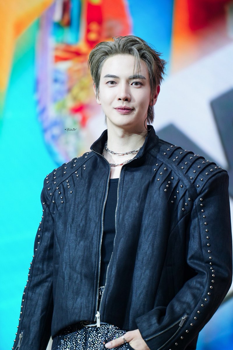 Basheartt's tweet image. ถ้านี่ไม่ใช่เมะที่หล่อที่สุด

˚·♡ 15-11-2025 ⤾·˚ 
MAXKYBAS OUR HOME

#MaxkyBas1stFM 
#maxky_rp #แม็กกี้รชต