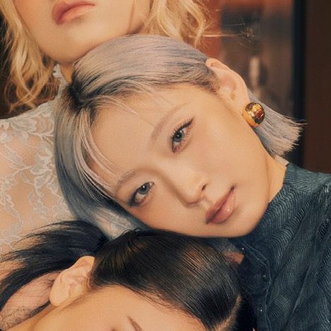 cpy_v1's tweet image. やばい
#HANA #JISOO