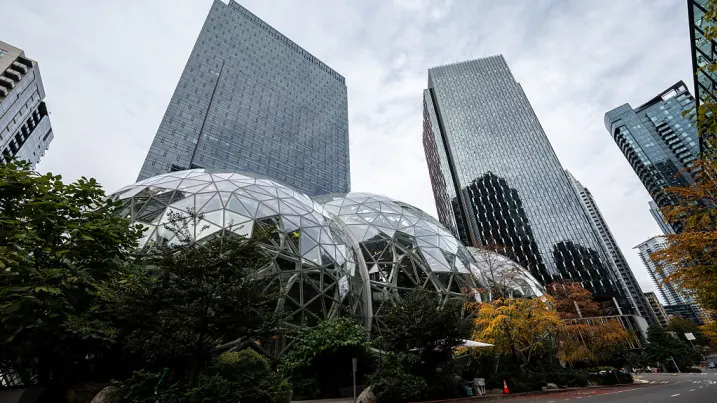 🔵MARKETEVANS: Amazon riduce migliaia di ingegneri: quasi il 40% dei posti eliminati in quattro stati americani