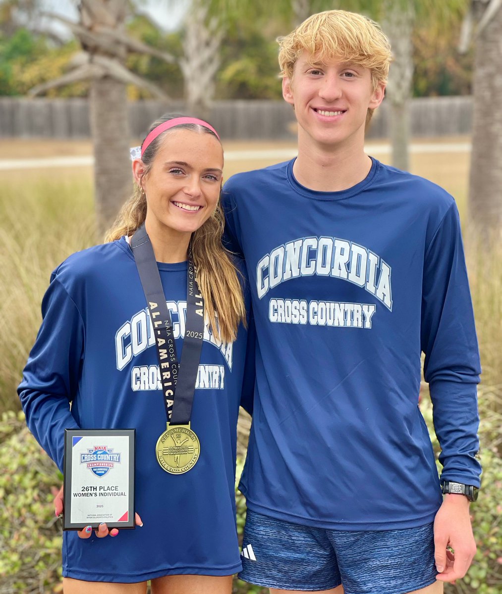 🎽 | <a href="/cunetfxc/">CUNE Track & Field/XC</a> RECAP: Green races to All-America award; Hendrickson reps men’s team at national meet - cune.edu/athletics/team…