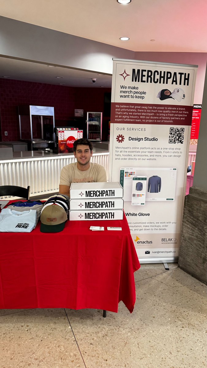 thenewstandrd's tweet image. Thank you to @KCSourceLink for putting on a great Global Entrepreneurship Week! Glad I was able to be a part of the Maker Fair and show KC what we&apos;re working on for the World Cup next year.