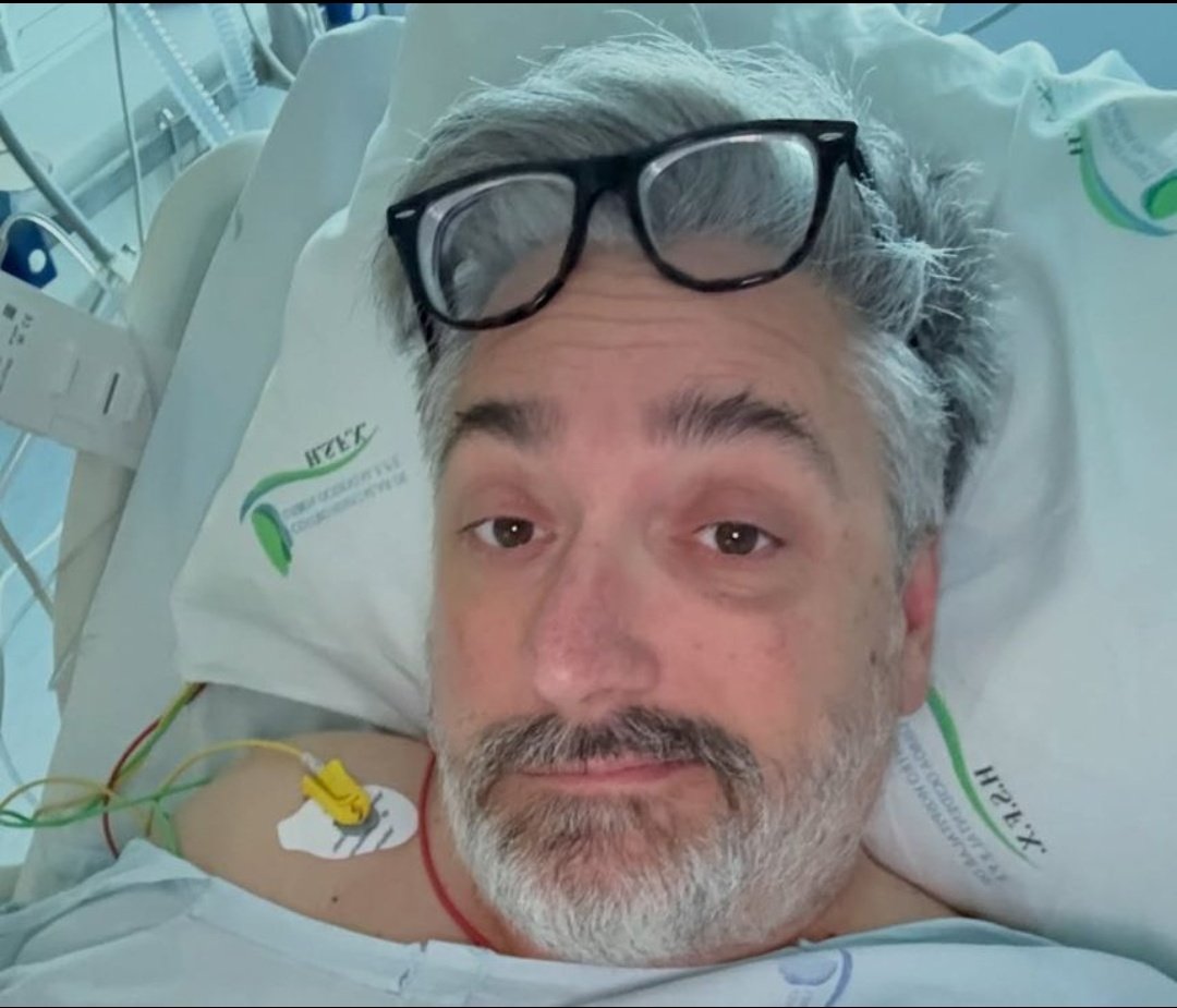 viriato888's tweet image. Então?

Pensei que tinhas dito que eram &quot;seguras e eficazes&quot; 💉