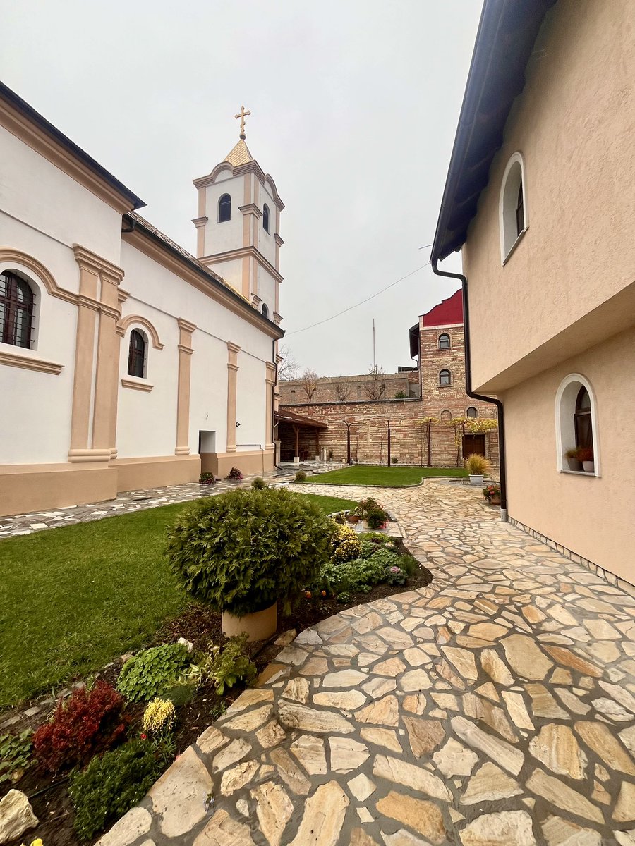 На слави у фрушкогорском манастиру Грабово