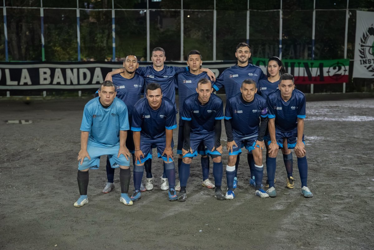 HNZ11 - La Banda del Eje tweet media