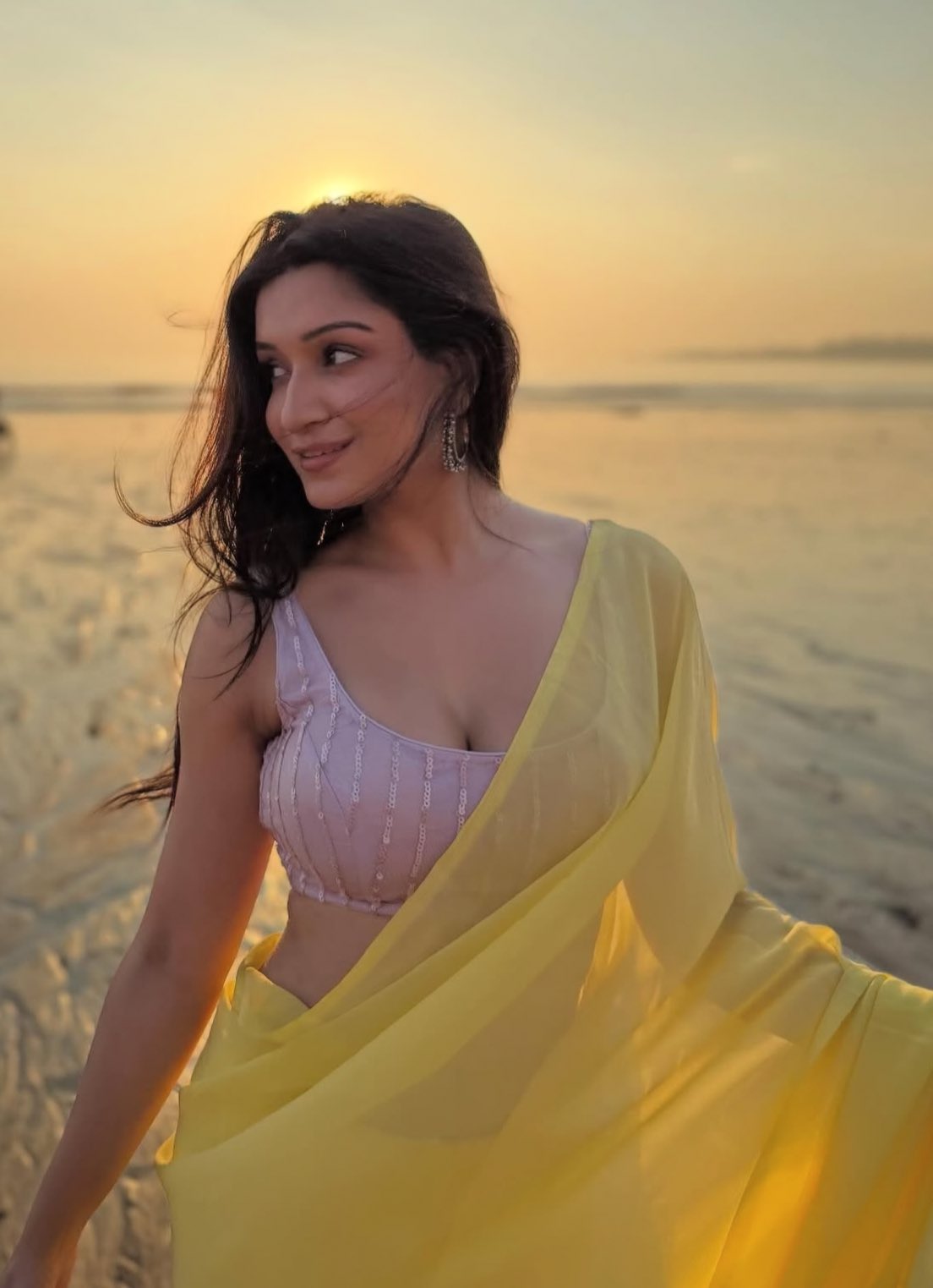 G6S17PyacAEQN_D?format=jpg&name=large