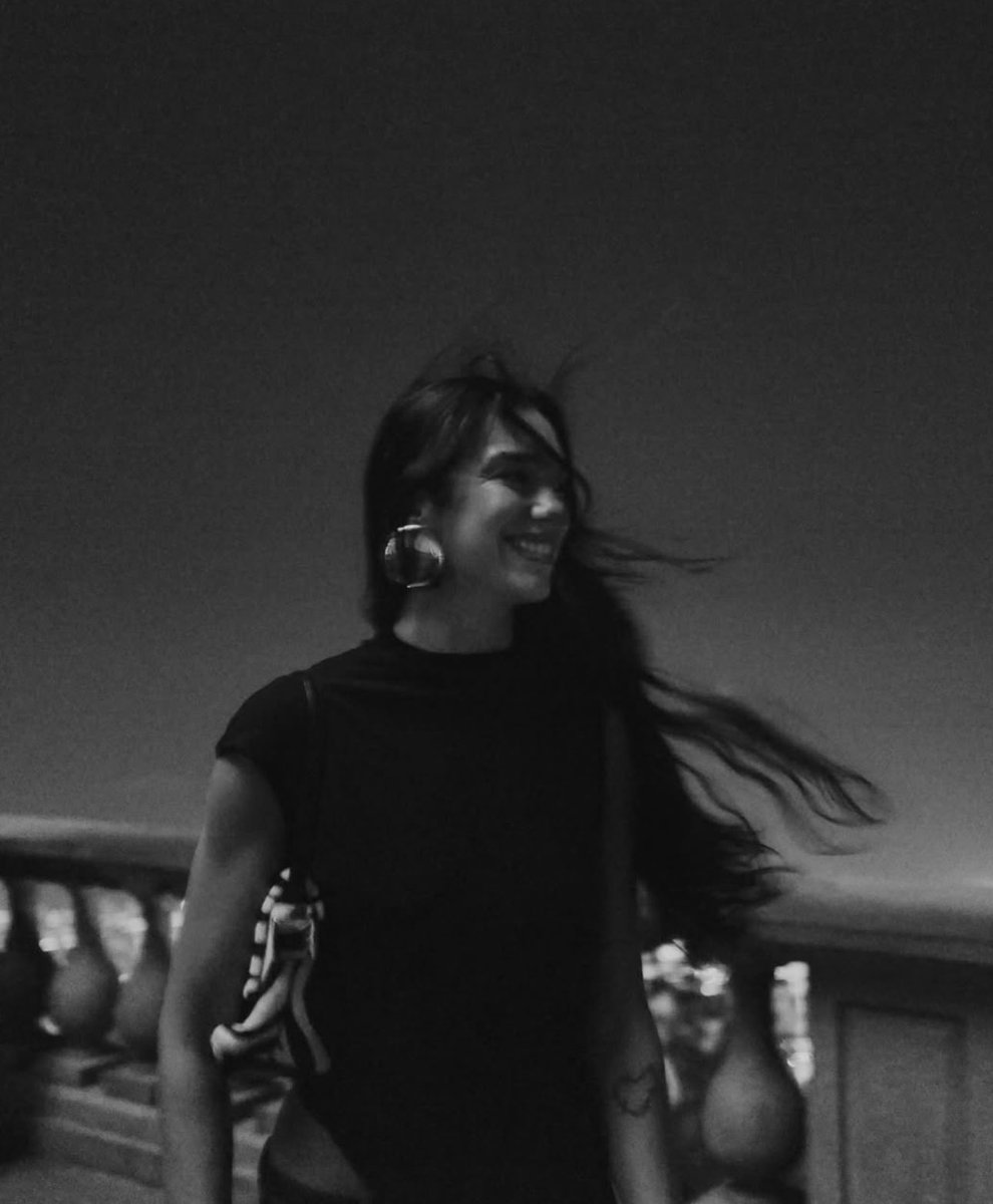 nanda tweet media