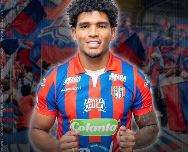 LaVozPotente98's tweet image. 🚨Rafa Pérez(35) a parte de estar en rehabilitación por su lesión, también se encuentra haciendo tramites para su pensión por lesiones. 

#FPC