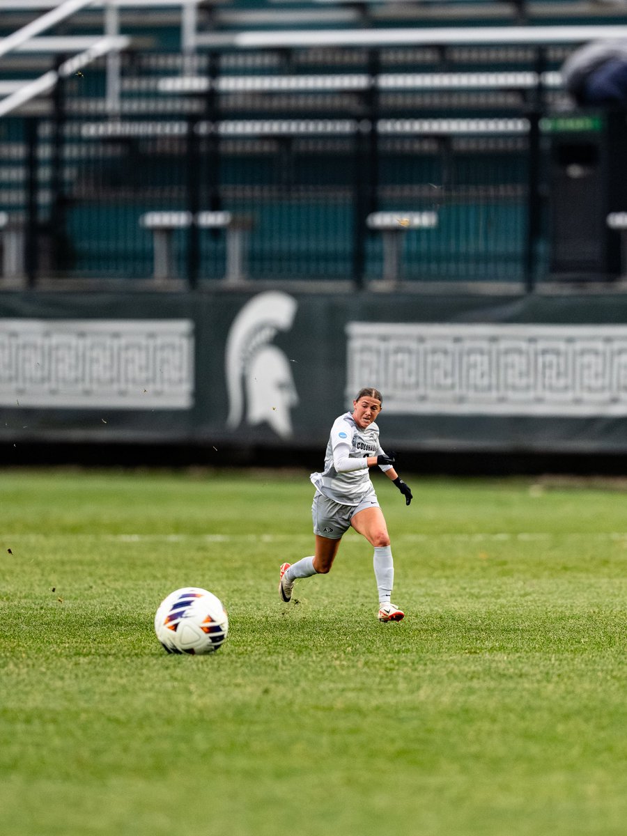CUBuffsSoccer's tweet image. Last night’s action , but make it mini 🤏

#SideBeforeSelf // #GoBuffs