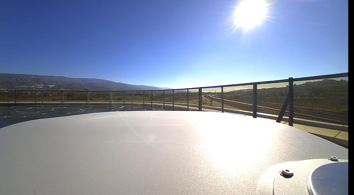 A_Stillavato's tweet image. Un nuovo entusiasmante progetto @StradeAnas #A2, con un #drone #DJI #Dock3 #Matrice4T a pilotaggio remoto #BVLOS per una distanza dal punto di decollo al target di 5km! Ricreato lo scenario di un incidente da pericoloso #contromano #NoiSiamoAnas.