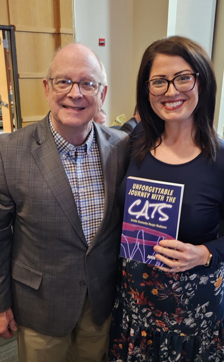 We had a wonderful book signing at Harlan ARH Hospital for my latest UK hoops book, Unforgettable with the Cats, yesterday (Thursday).  Thanks so much to Harlan ARH for hosting the event.  

My next book signings will be in Middlesboro (Friday, Dec. 5), Lexington (Saturday, Dec.