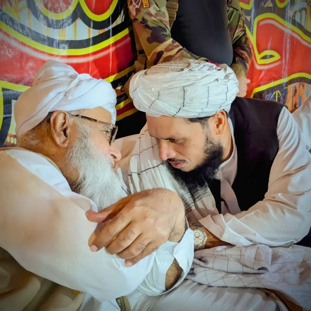 PeerMazharMLA's tweet photo. 📍شکریہ اہلیان شورکوٹ 

امیر خدام الامہ پاکستان 

#peeemazharsaeedshah #khuddamulummahpakistan #ummah #Pakistan https://t.co/xaV2enBJRa