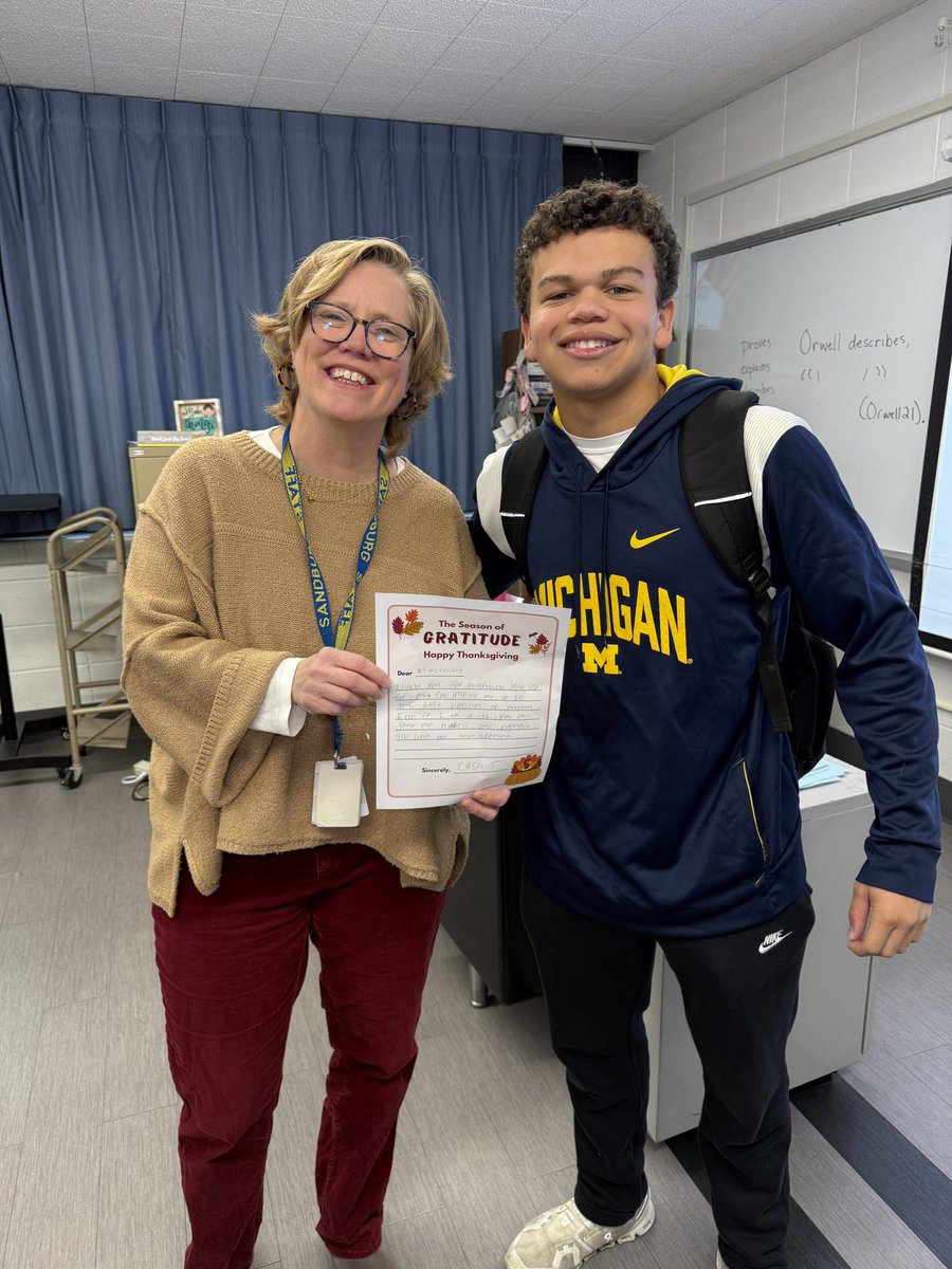 Sandburg SuperfanZ tweet media