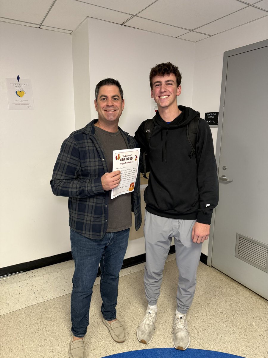 Sandburg SuperfanZ tweet media