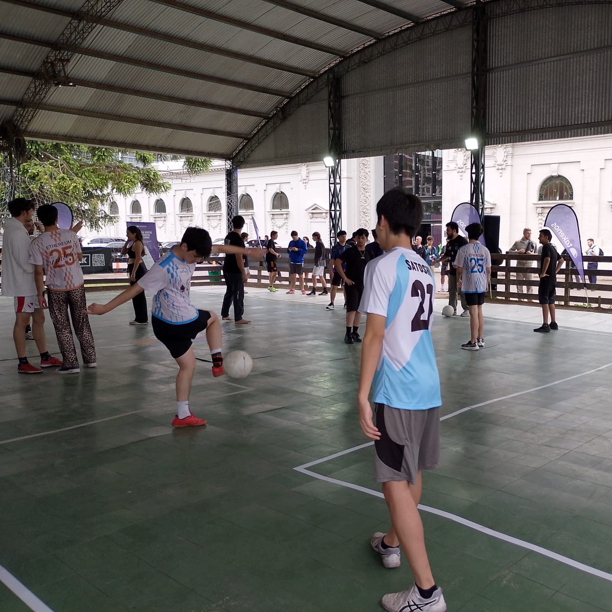 ITRockDigital's tweet image. Today’s the day. IT Rock &amp;amp; Gol is finally on and we’re vibing in the pre game we waited for ⚡⚽

#ITRockAndGol #Devconnect #DevconnectARG #BuenosAires #Web3Community @EFDevcon