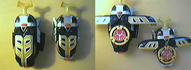retrocenter's tweet photo. It's remarkable the size difference between the Thunder Morpher and the Gourai Changer. https://t.co/iajE6wYx2R