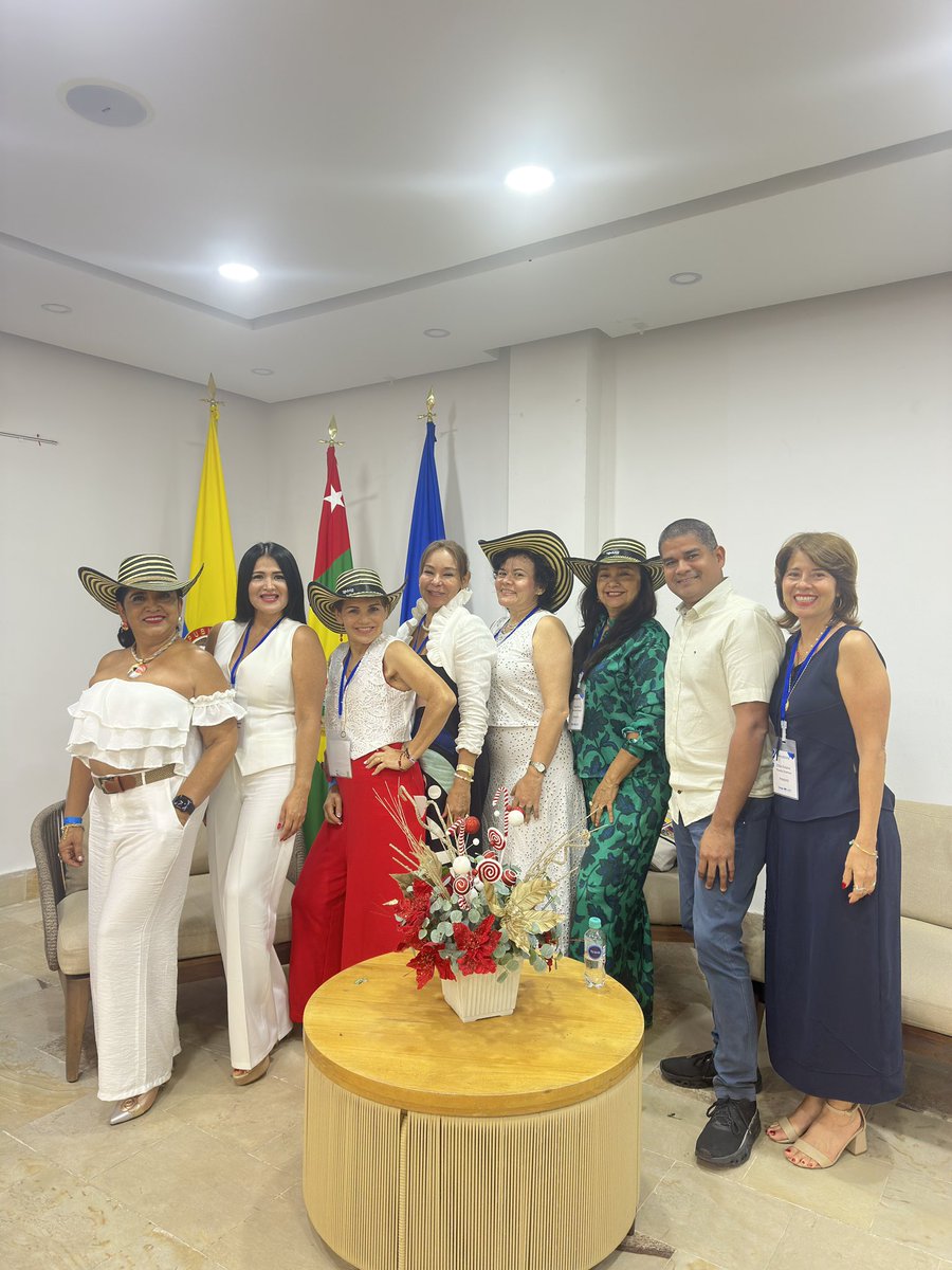 Gracias a ese equipo <a href="/udes_oficial/">Universidad de Santander</a> por la acogida