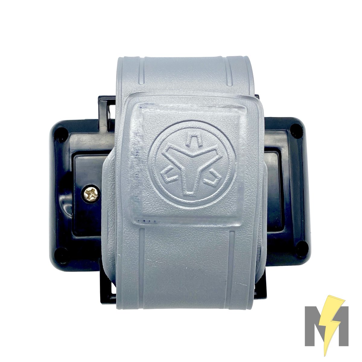 morphinmuseum's tweet image. Lightspeed Rescue’s Titanium Morpher.

First tested by Red Ranger Carter Grayson, the Titanium Morpher was deemed too dangerous for any normal human. Captain Mitchell’s son Ryan — kidnapped as a child and raised by the demon Diabolico — stole the morpher, seizing the Titanium…