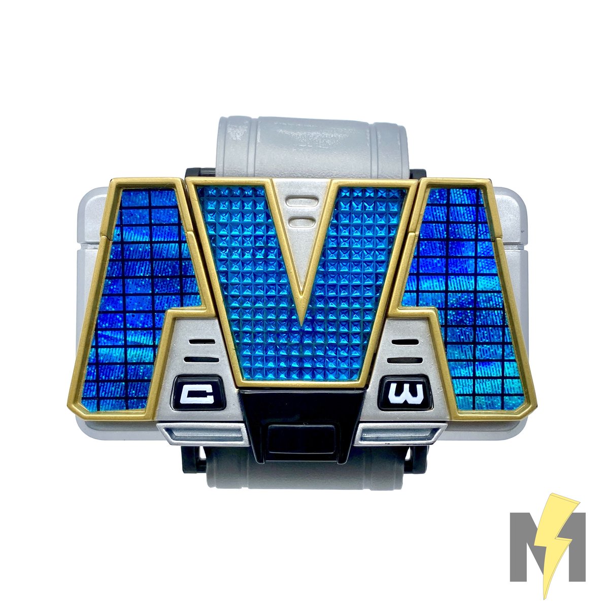 morphinmuseum's tweet image. Lightspeed Rescue’s Titanium Morpher.

First tested by Red Ranger Carter Grayson, the Titanium Morpher was deemed too dangerous for any normal human. Captain Mitchell’s son Ryan — kidnapped as a child and raised by the demon Diabolico — stole the morpher, seizing the Titanium…