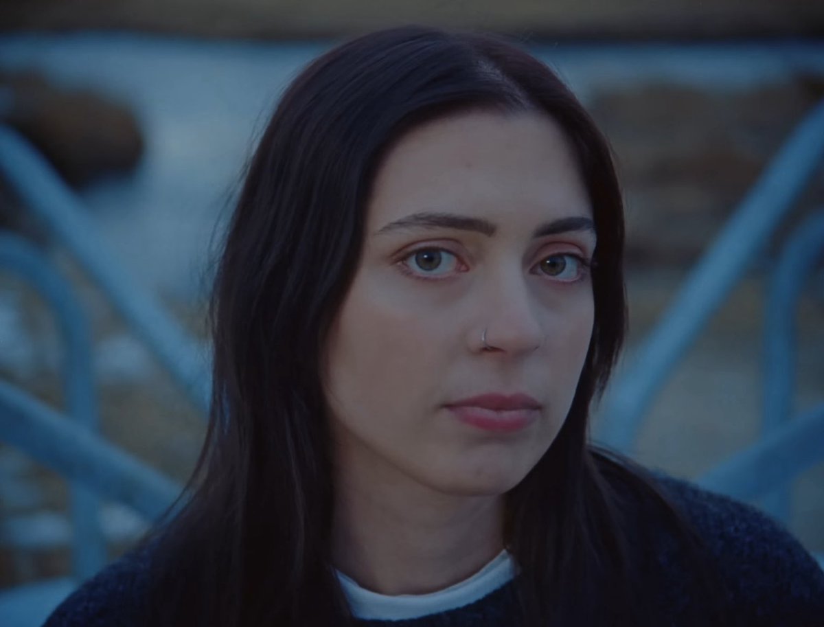 TOTHEMOUNTAlNS's tweet image. holy shit.