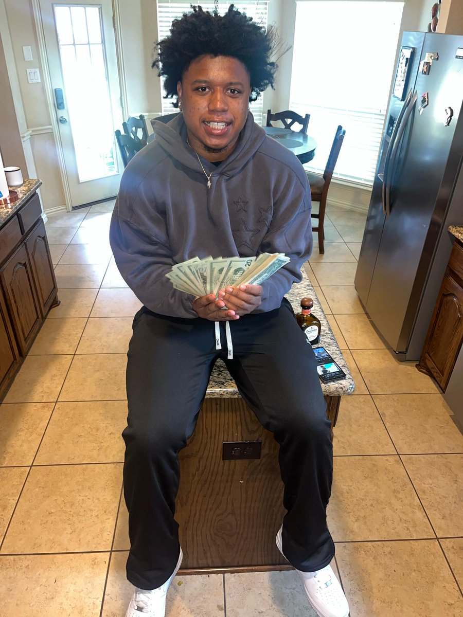 Corie Allen tweet media
