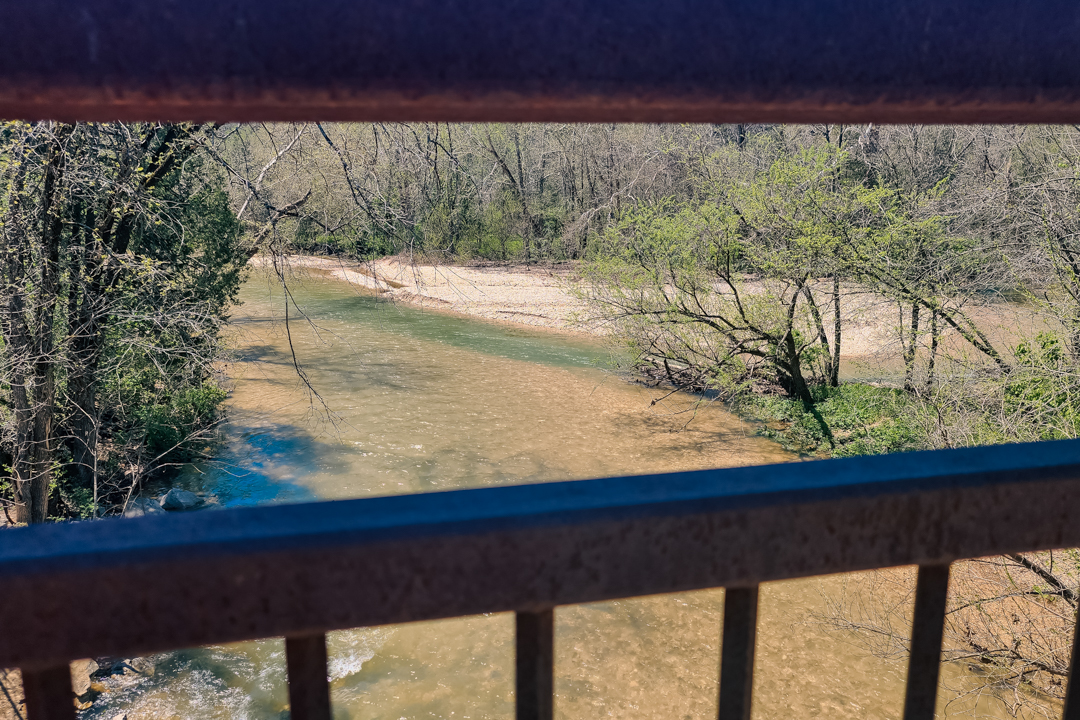 laketherapypics's tweet image. There’s peace in not overthinking it. Just stopping mid-walk, pointing the phone, and letting the landscape speak for itself.