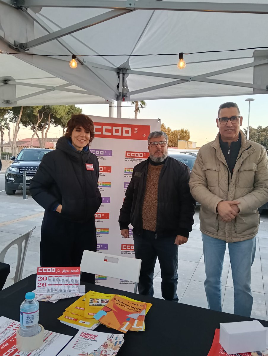 CCOORM's tweet photo. Rotundo éxito de la Jornada CONVIVE TORREPACHECO en la que @CCOORM participa con el objetivo de ofrecer los servicios del sindicato a las personas migrantes. 
A pie de calle con las personas trabajadoras, SIEMPRE https://t.co/oKwxte3L3T