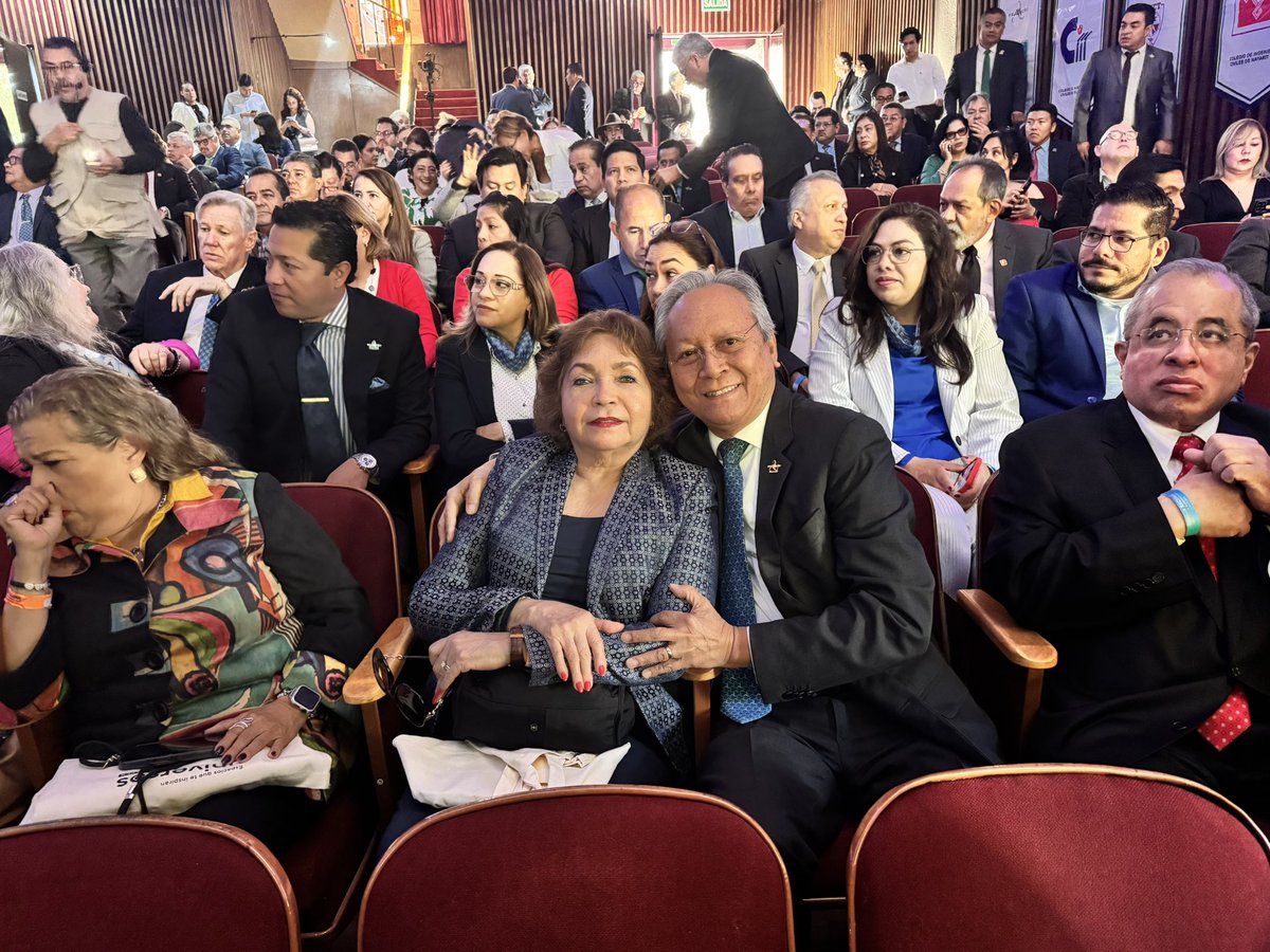 IngCPoon's tweet photo. Los expresidentes de @FEMCIC1 participando en nuestra 50 Reunión Nacional que se realiza en Gto.,Gto del 19 al 22 de noviembre, con el lema Sustentabilidad e Innovación https://t.co/jA2FLHBcsz
