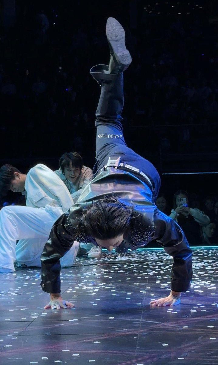 Munekkin's tweet image. จากวันนั้น                                   สู่วันนี้