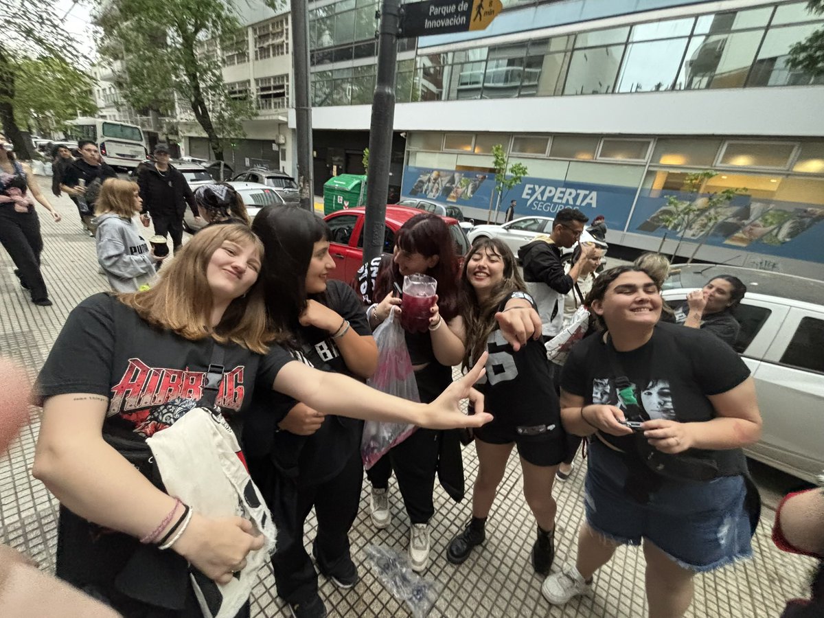 lujiaguss's tweet image. viajen con (y por) esa desconocida de twitter no se van a arrepentir