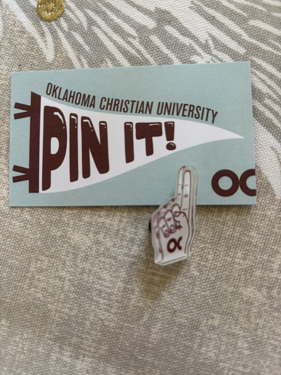 Got my oc pin 🥹 <a href="/OCeaglesSB/">OC Softball</a> thankful to be invited to your upcoming camp. Can't wait to see you!
<a href="/ShaleeRodriguez/">Shalee Rodriguez</a> <a href="/BayMcKittrick/">Bailey McKittrick</a>