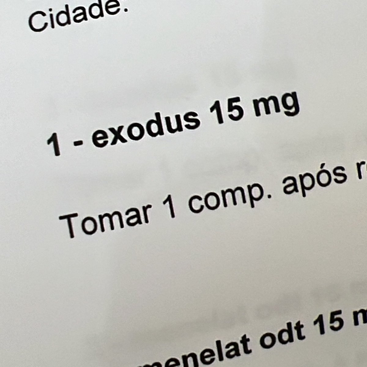 universehhunie's tweet image. gente o médico me mandou ouvir  o melhor álbum do exo todo dia pra curar meu toc