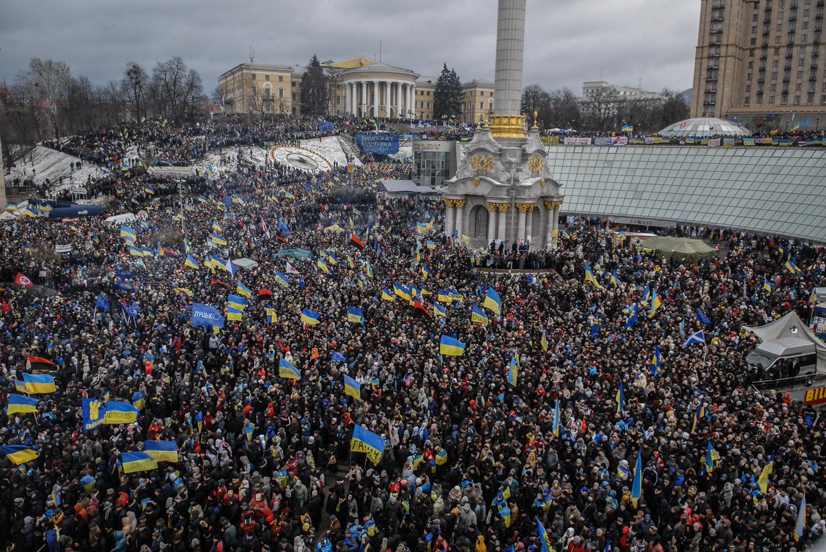 24th_brigade's tweet photo. День Гідності та Свободи. Моменти революції 2013-2014 років. https://t.co/VdC5de05MQ