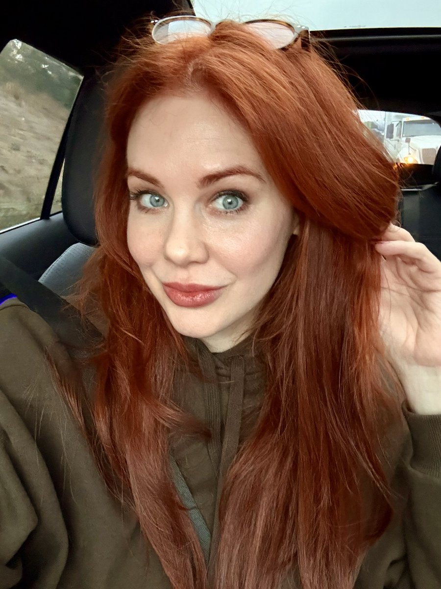 MaitlandWard's tweet photo. Good Morning ☀️ https://t.co/8Z3Zmsag4o