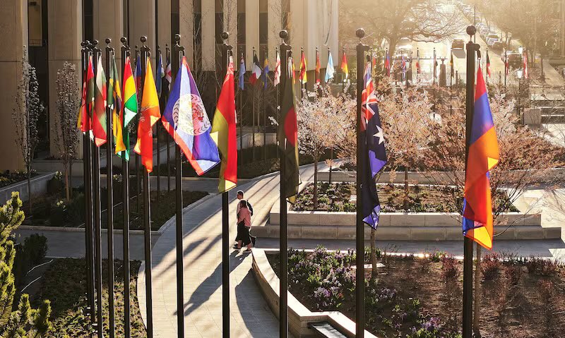 On this day in Church history:

November 21, 2025

The First Presidency announces a new age change for sister missionary service. 

In 2012, the Prophet Thomas S. Monson announced a reduction in the minimum age for sister missionary service from 21 to 19 years of age.

At that