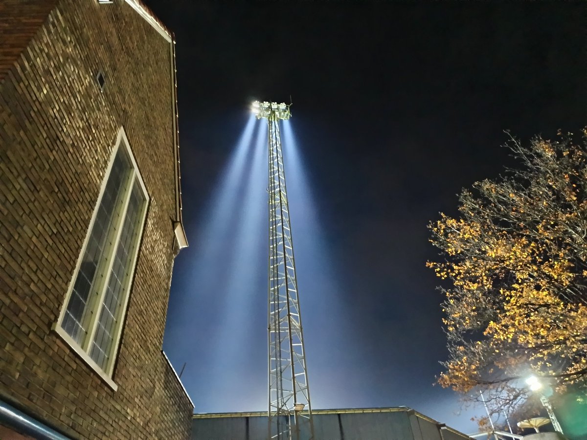 AndreAchterhoek's tweet photo. #floodlightfriday #matchday #GRAhel momentje ππ€ @DG_HETmuseum @destichting2024 @DeGraafschap @DGvrouwen #Doetichem https://t.co/7C0S7N6s8g