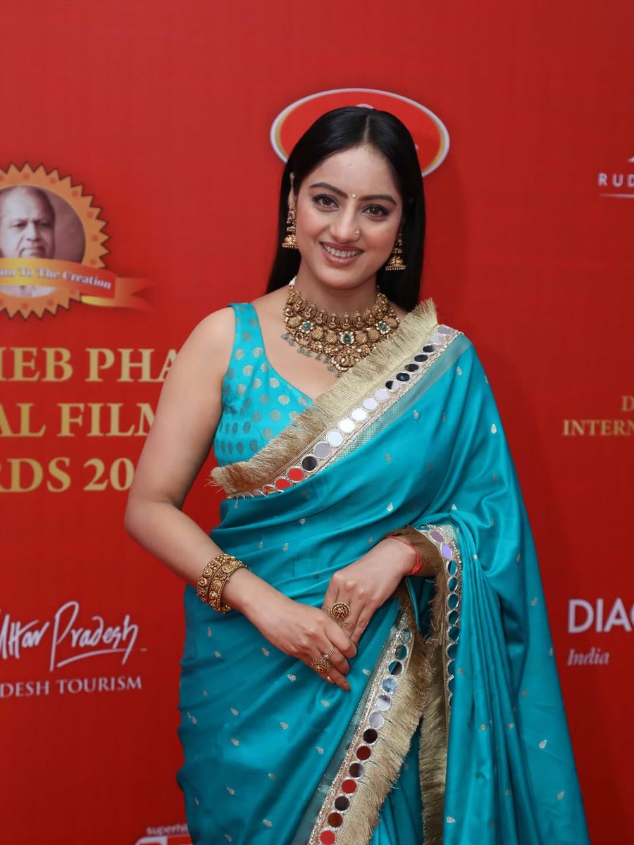 tamilcinestars's tweet image. #DeepikaSingh