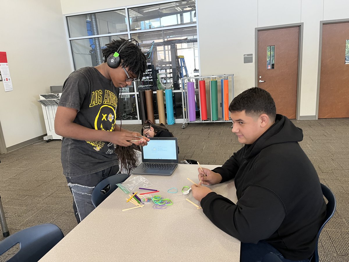 BookStackBlack's tweet image. Skittles Launch! Our students celebrated National STEM Day by engineering some colorful catapult chaos! They learned all about trajectory and force while aiming for a sweet target. Science is delicious! #NationalSTEMDay #LibrarySTEM @SheldonISD @Skittles