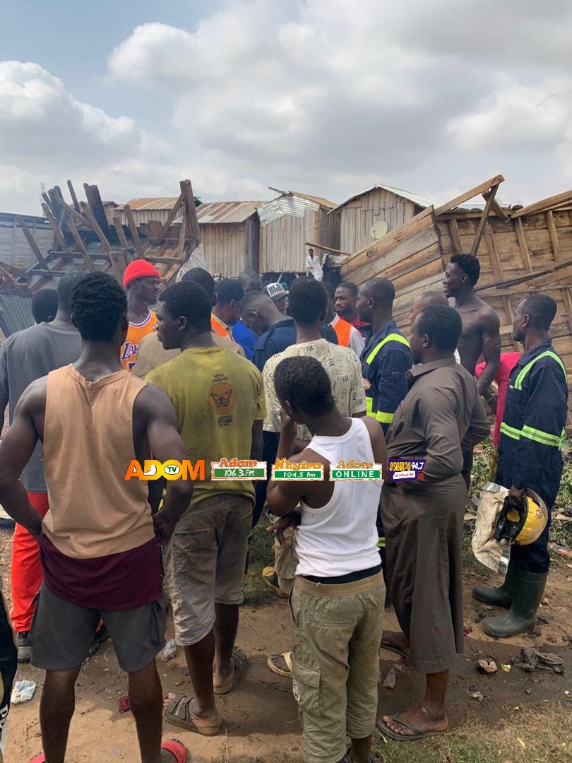 ‼️Breaking 

A swift response by the Ghana National Fire Service (GNFS) on Friday, 21st November 2025 prevented a major disaster at Aboabo Extension after a fire destroyed 107 wooden structures occupied by over 100 squatters. Residents initially tried to fight the blaze with...