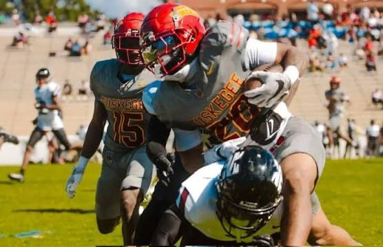 I’m blessed to receive a offer from Tuskegee University <a href="/GMC_Football/">GMC Football</a> <a href="/coachjack_w/">Jackson Williamson</a> <a href="/Cameron_57_/">Cameron Bennett</a>