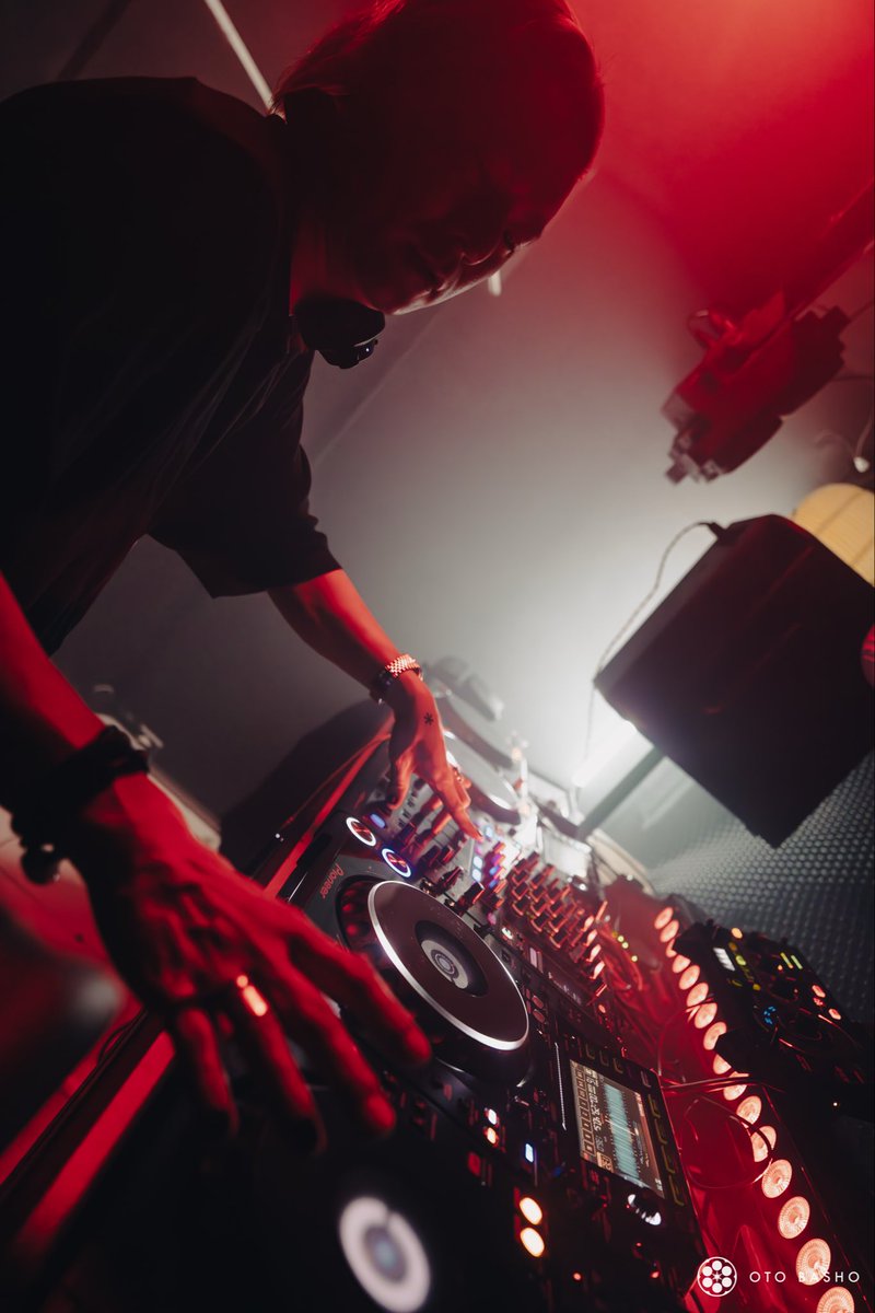 New Music Out TODAY from our Co-Founder <a href="/JuheunMusic/">Juheun</a>! Check out the ‘Exhale’ EP out on <a href="/tronicrecords/">Tronic Music</a> here: beatport.com/release/exhale…